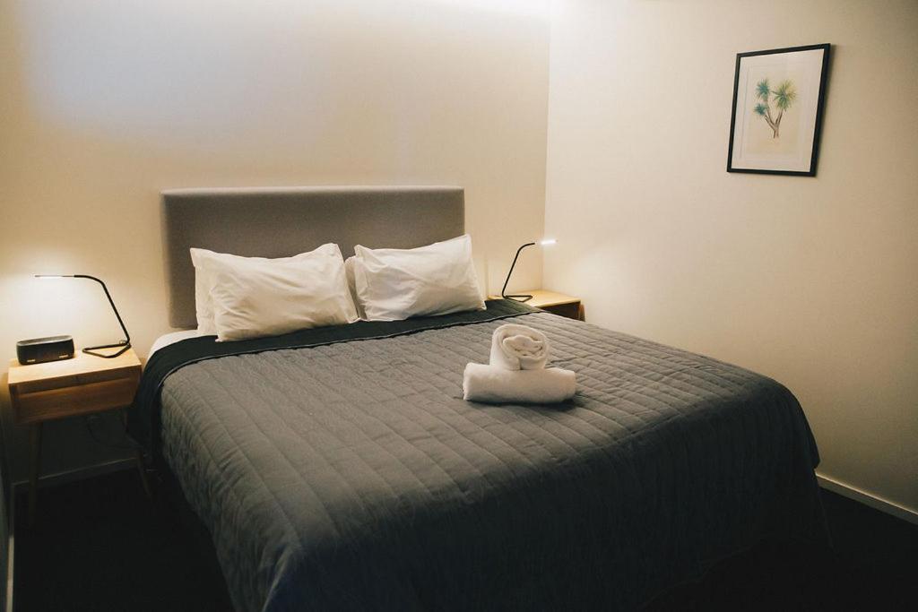 Liberty Apartment Hotel Веллингтон Экстерьер фото