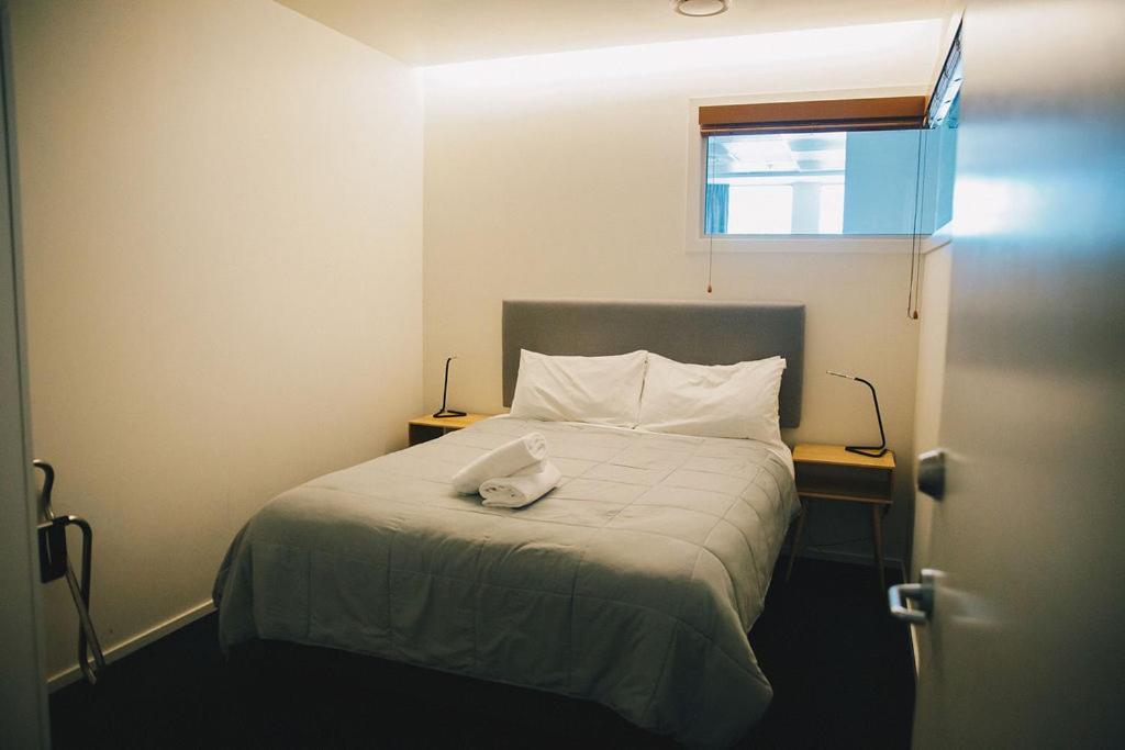 Liberty Apartment Hotel Веллингтон Экстерьер фото